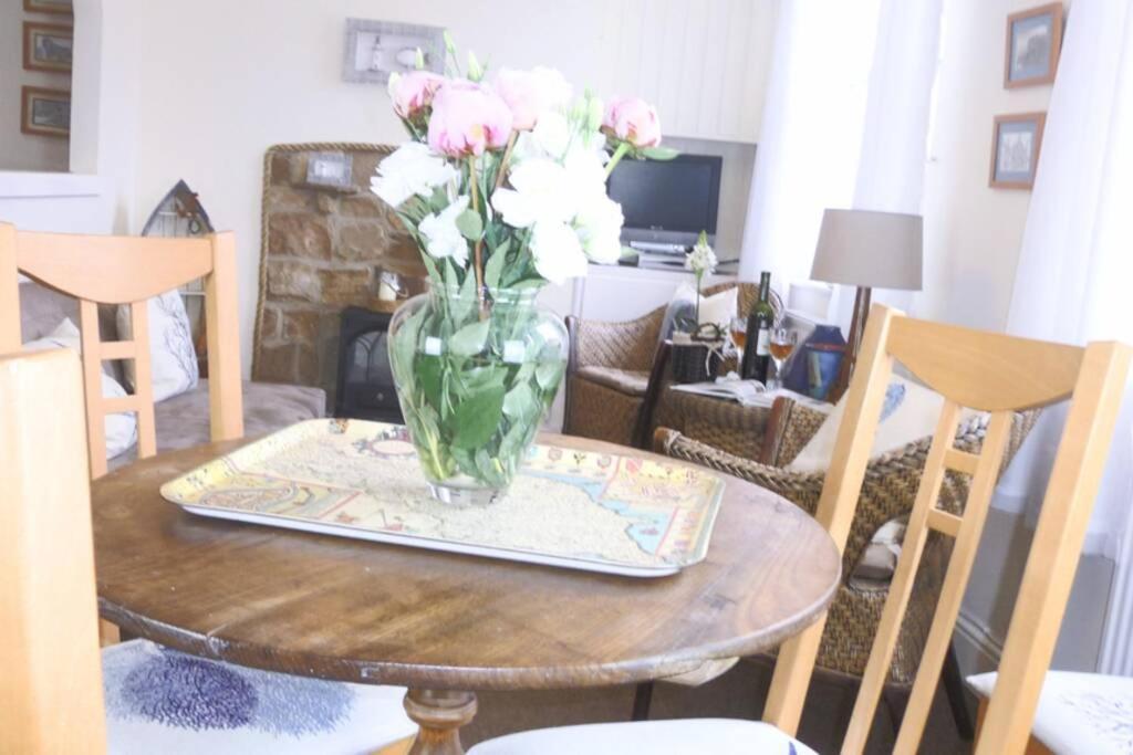 Kikas Cottage, Rear 89 Church Street, White Horse Yard Whitby Ngoại thất bức ảnh