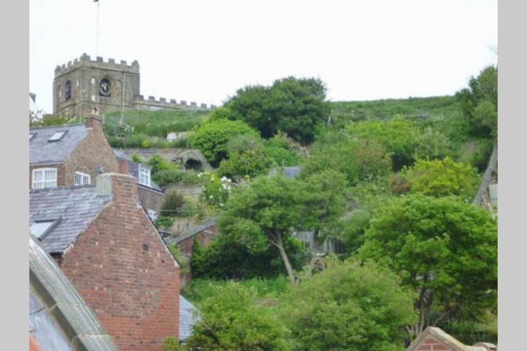 Kikas Cottage, Rear 89 Church Street, White Horse Yard Whitby Ngoại thất bức ảnh
